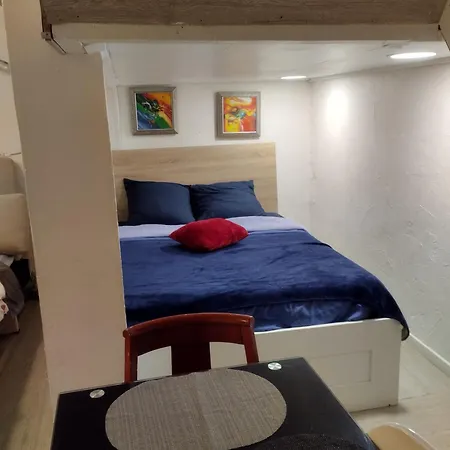 Loft Original Apartment Paris